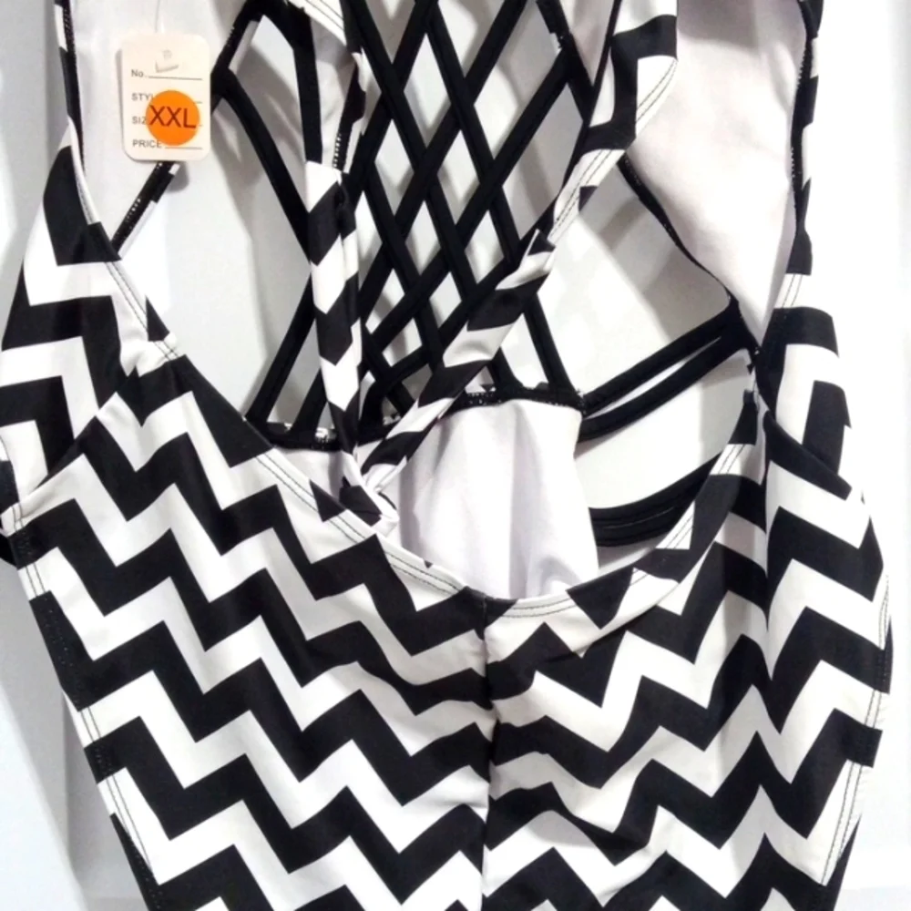 PLUS SIZE HALTER TIE SWIMSUIT - Black & White - High Waisted Monokini - SIZE XXL
